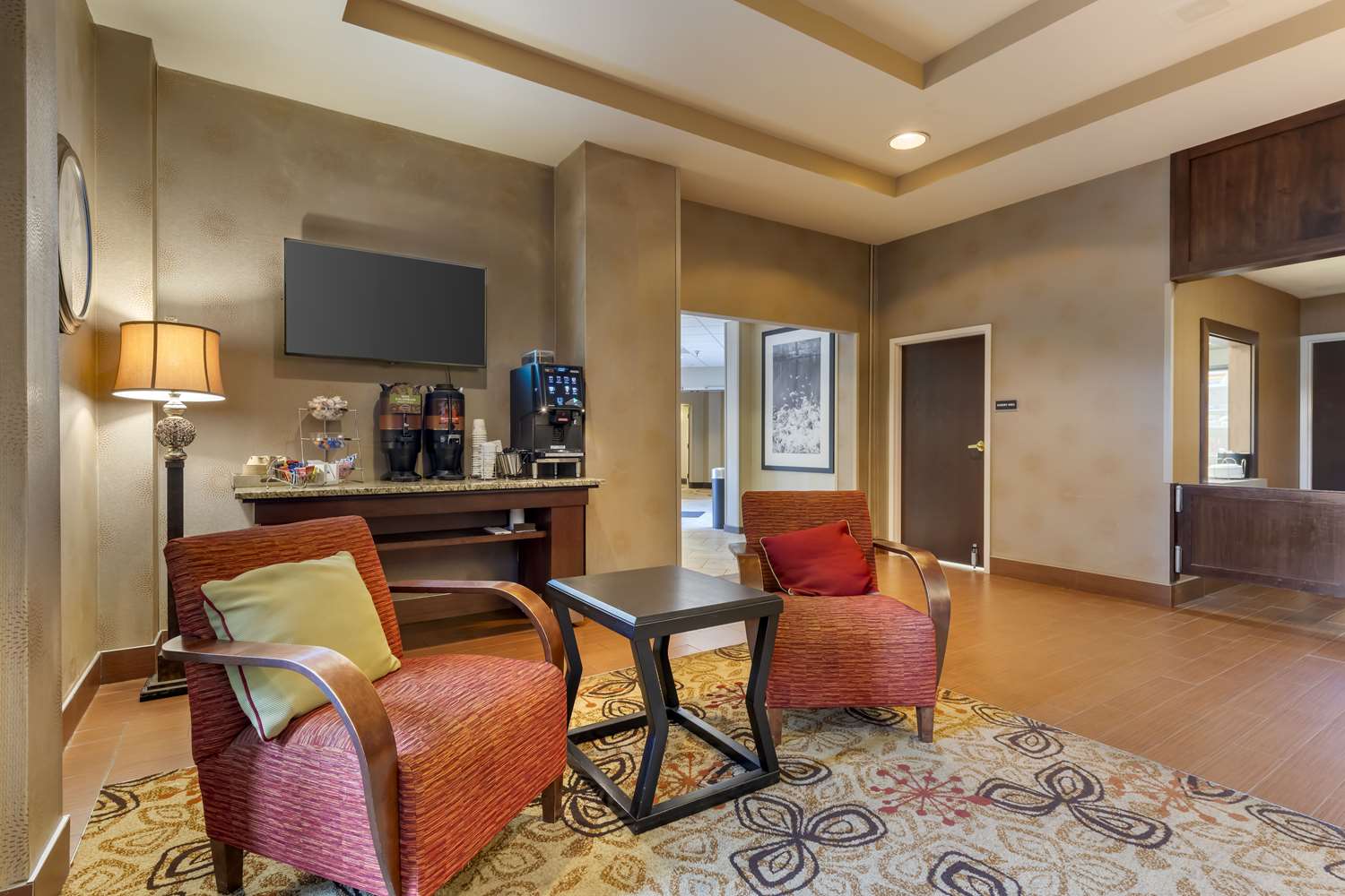 Best Western Plus St. Paul North/Shoreview 18/23