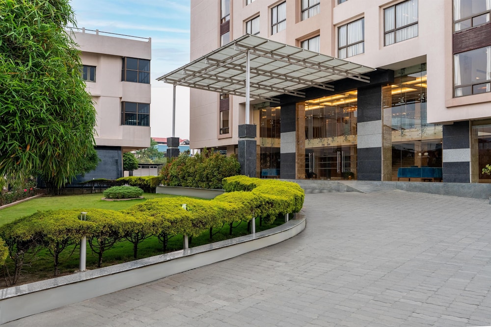 Classic Grande Imphal, a member of Radisson Individuals 61/65