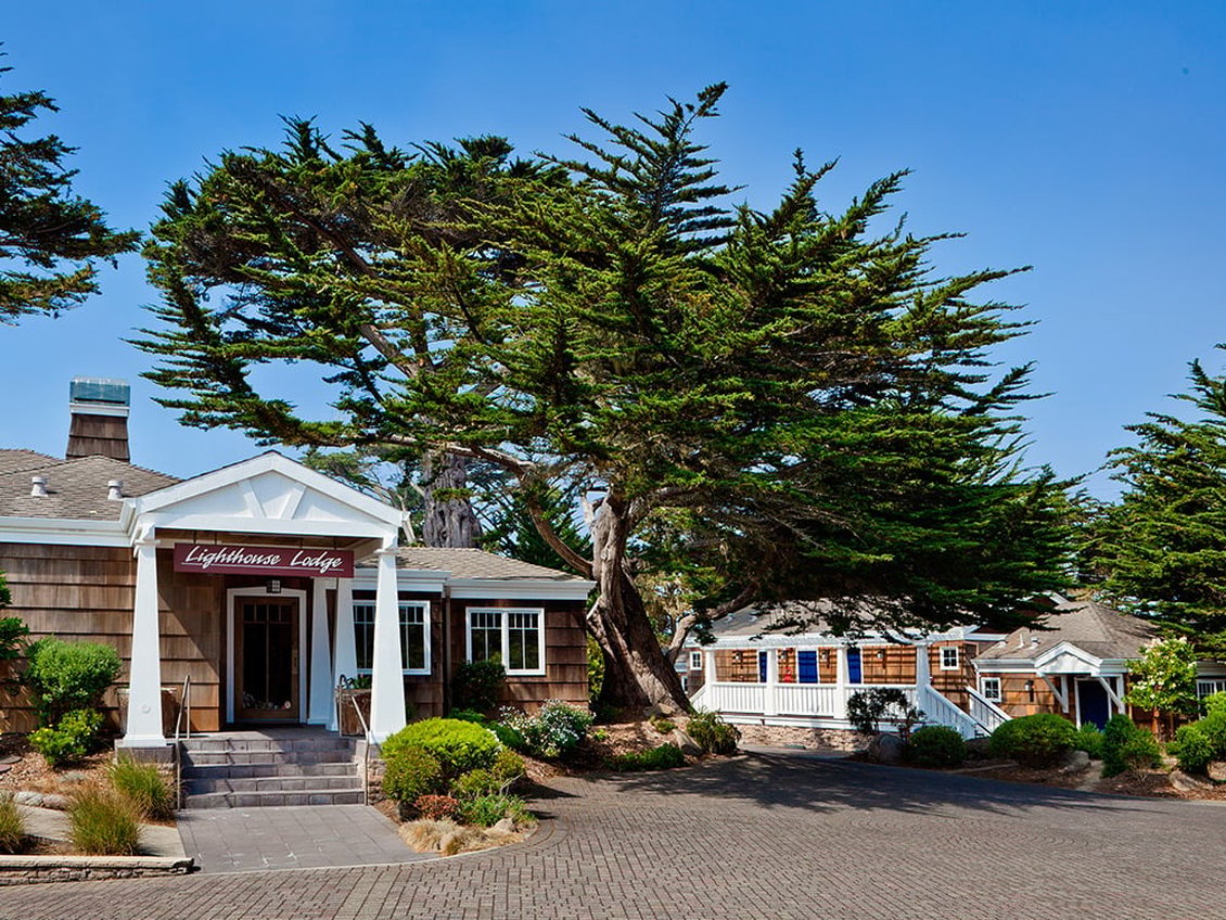 Lighthouse Lodge And Cottages 2/44
