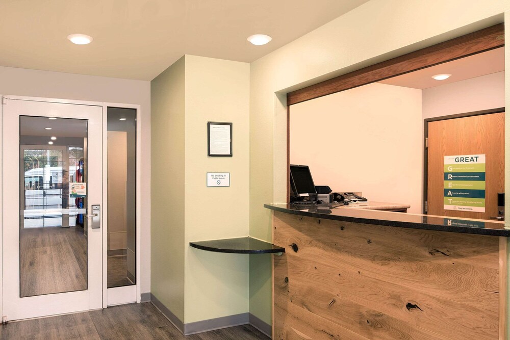 WoodSpring Suites Raleigh Apex 25/38