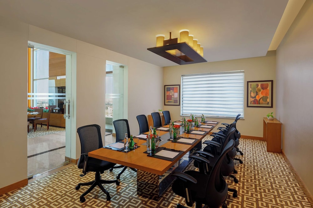 DoubleTree by Hilton Hotel Gurgaon New Delhi NCR 42/45
