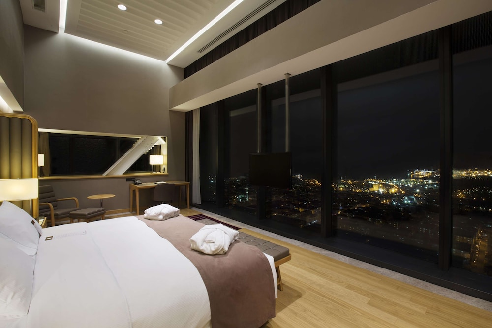 Doubletree By Hilton Istanbul Avcilar 34/77