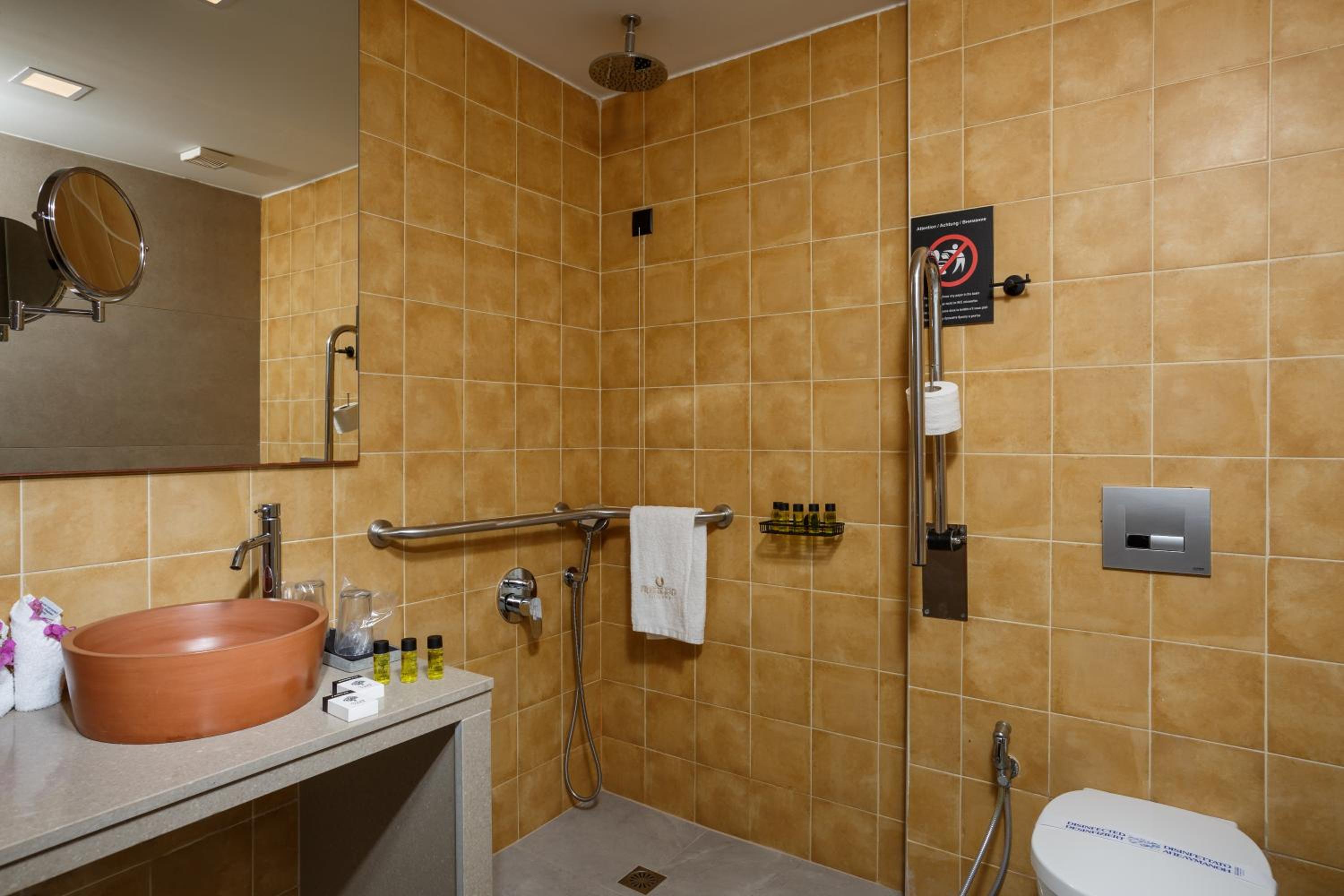 غرفة سوبيريور لذوي الإعاقة، Palmera Beach Hotel and Spa Adult Only 2/4