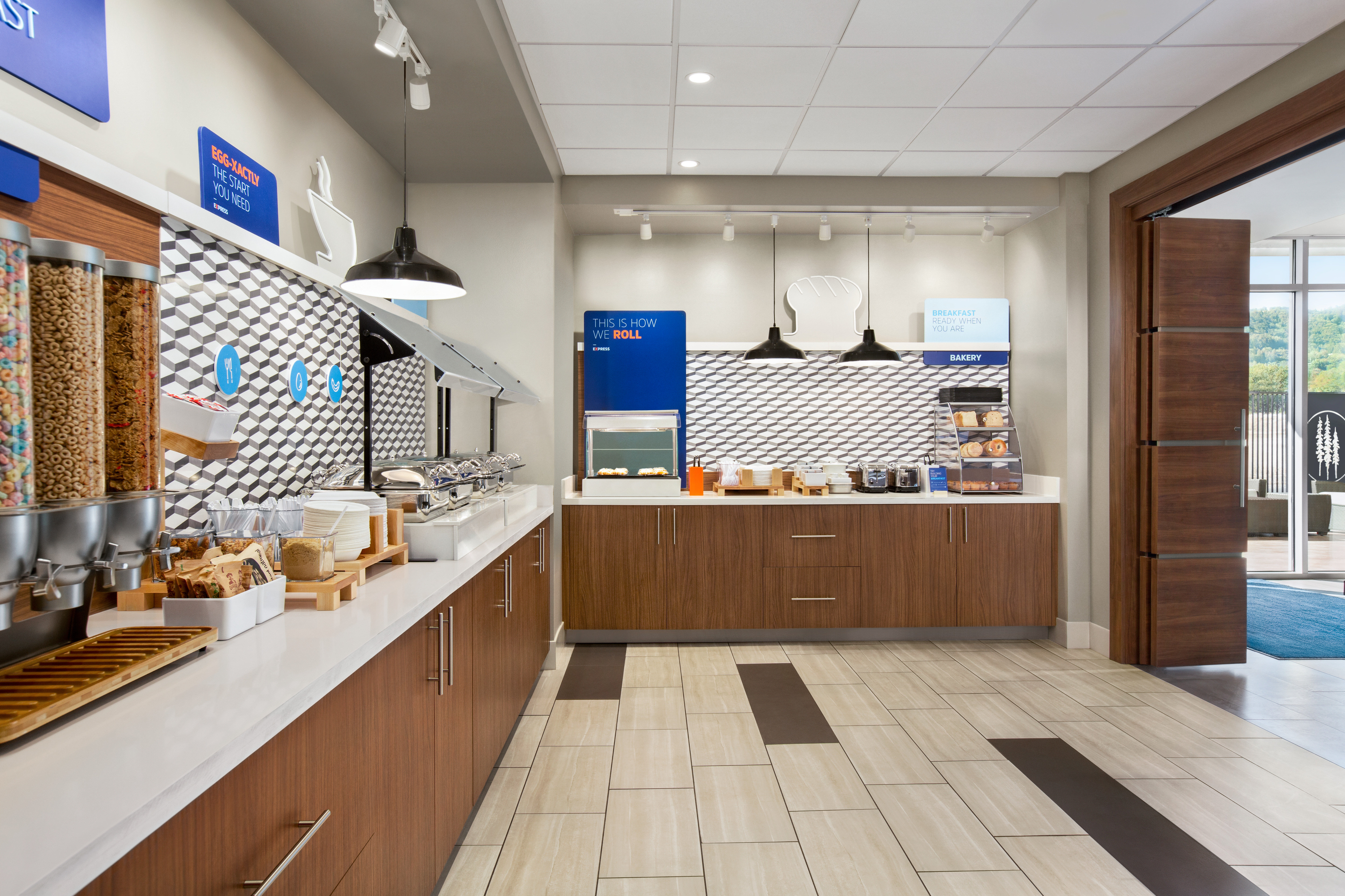 Holiday Inn Express & Suites - Ukiah 14/80