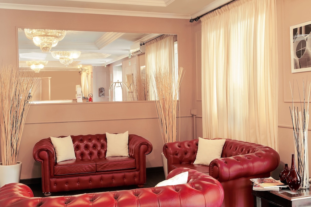 C Hotels Club House 25/38