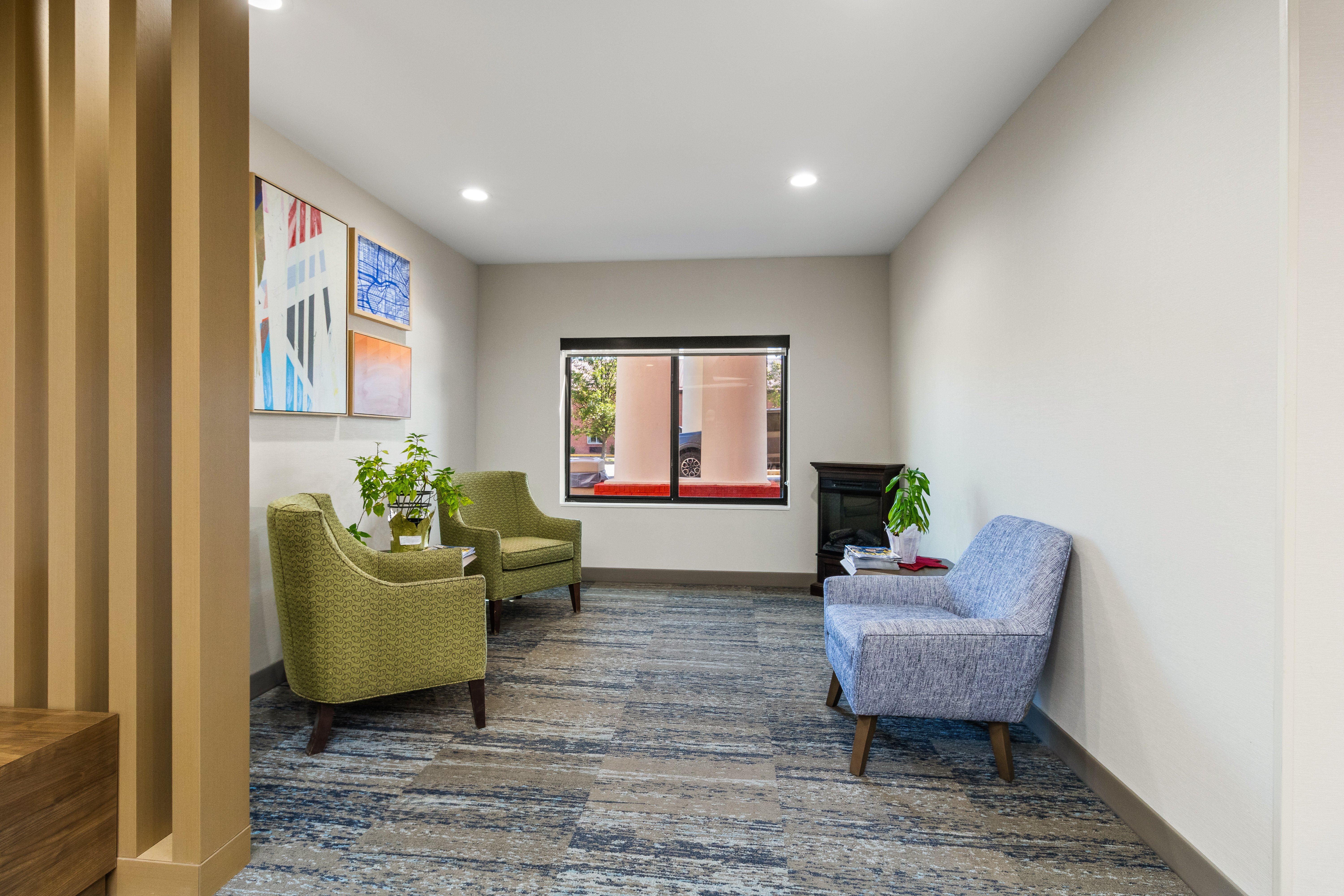 Holiday Inn Express Hotel And Suites Fairmont 43/64