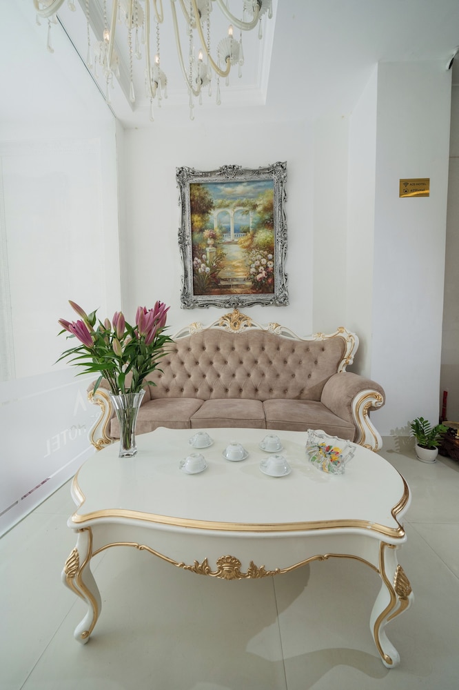 A25 Hotel - 255 Le Thanh Ton 35/51