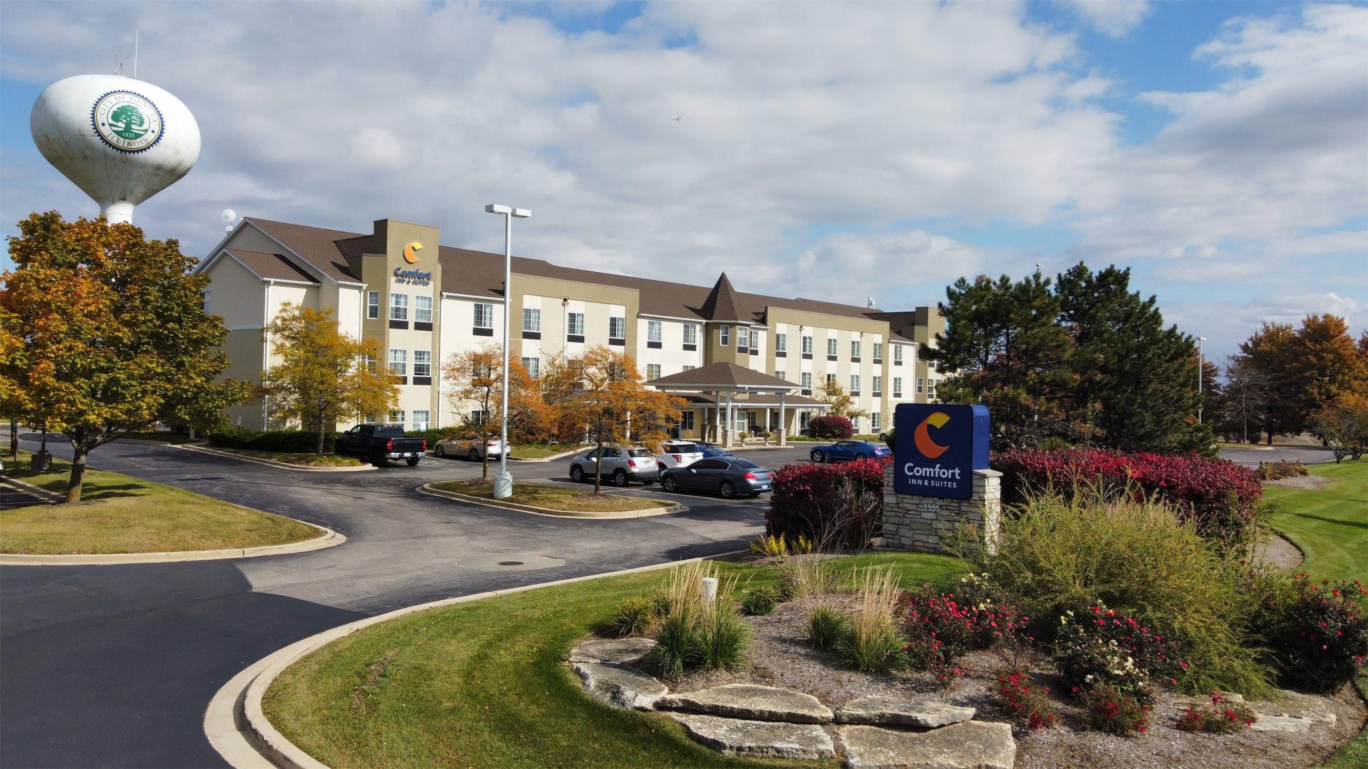 Comfort Inn & Suites Geneva - West Chicago 28/32