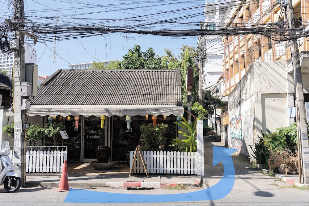 CHIANG MAI MANSION 23/28