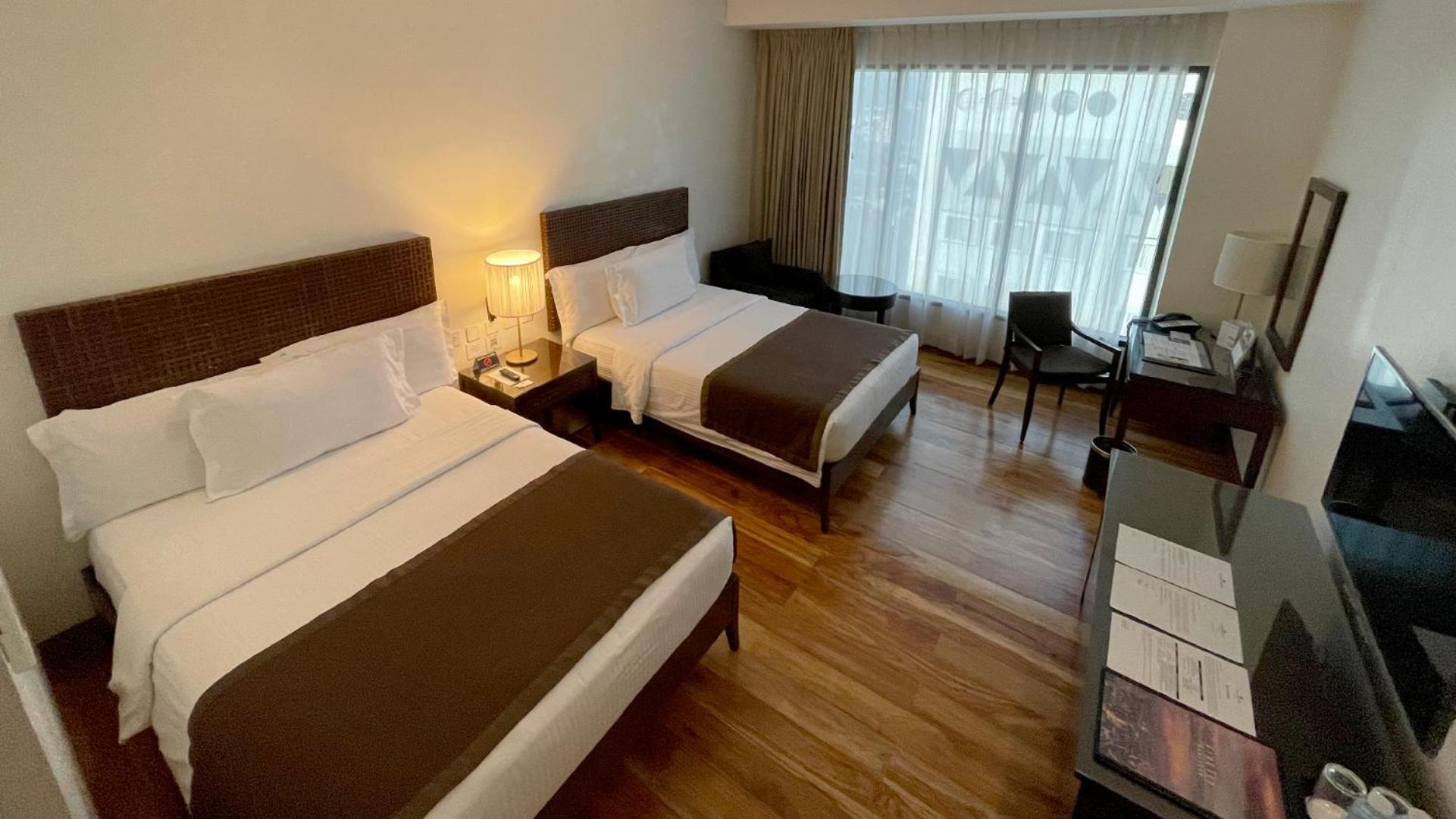 SUPERIOR TWIN ROOM