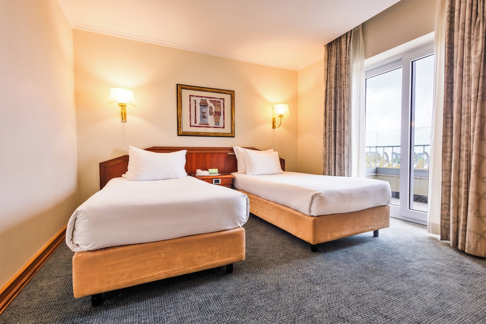 Sana Rex Hotel 24/63