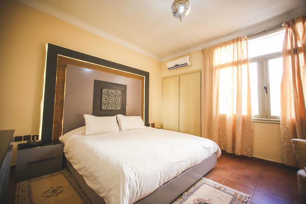 Hotel Bab Mansour 12/40
