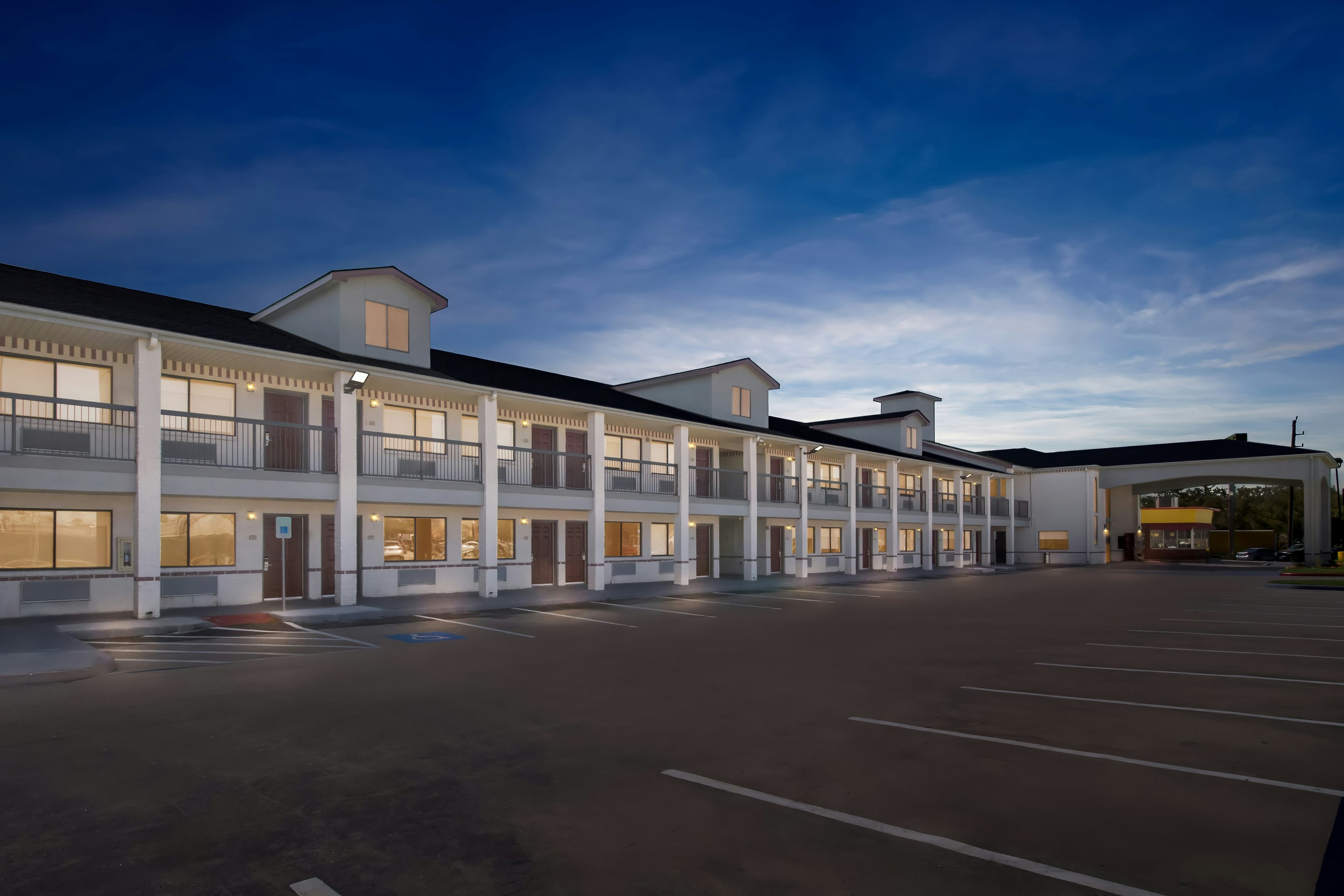 OYO Hotel Stafford TX I-69 North 2/42