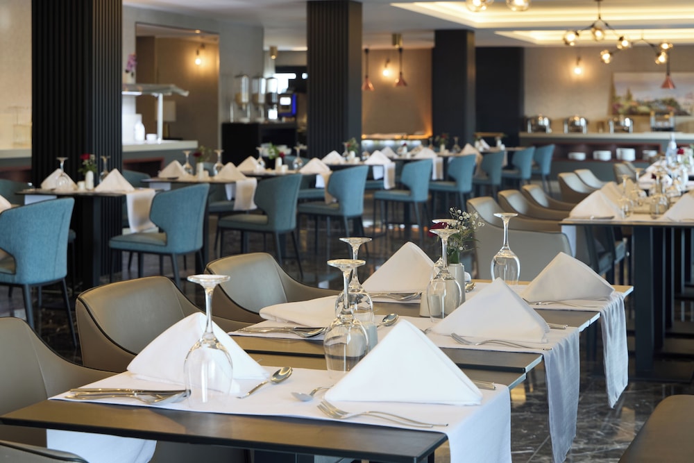 Ralf Hotel 24/28