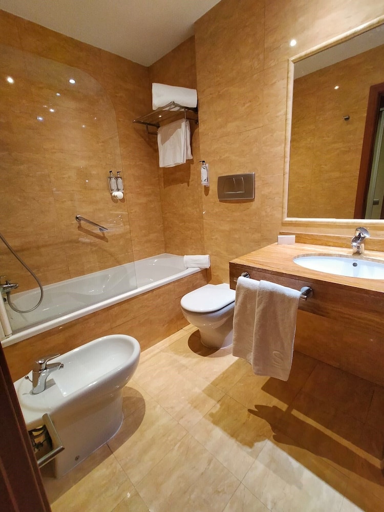 HOTEL SPA LA PRINCESA 53/55