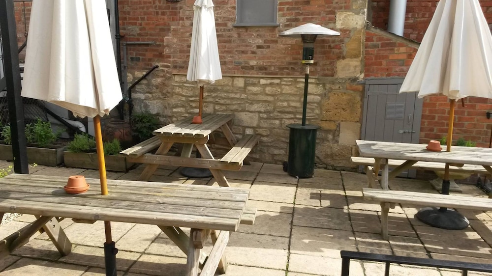 The White Hart Inn 9/55