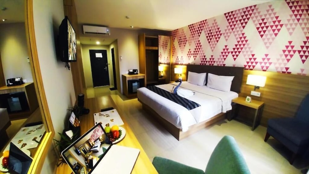 Orchardz Hotel Gajah Mada 7/25