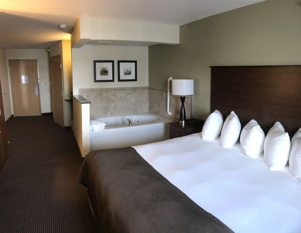 Americinn By Wyndham Osage 17/48