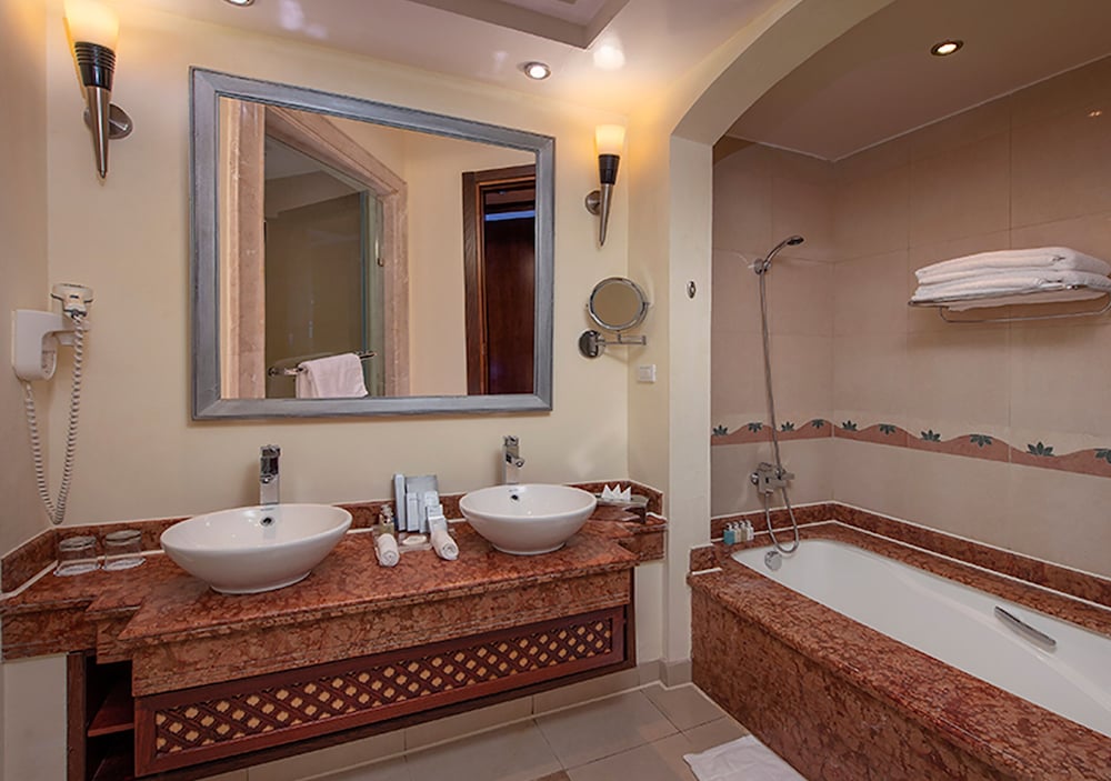 Premier Le Reve Hotel and Spa - Adults Only (+16) 47/50