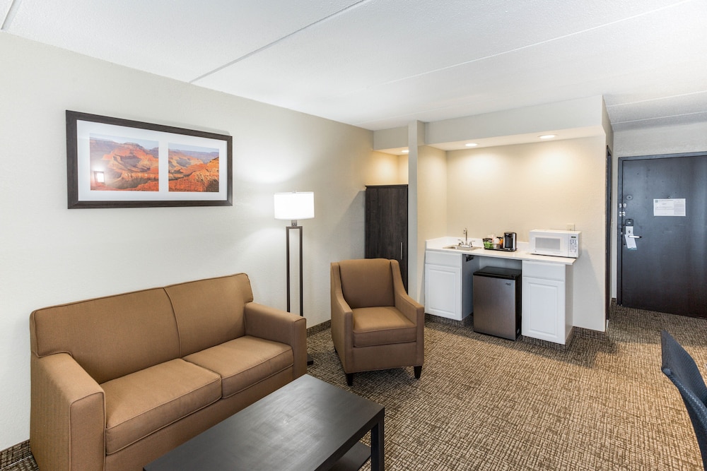 Quality Inn & Suites Plattsburgh 29/41