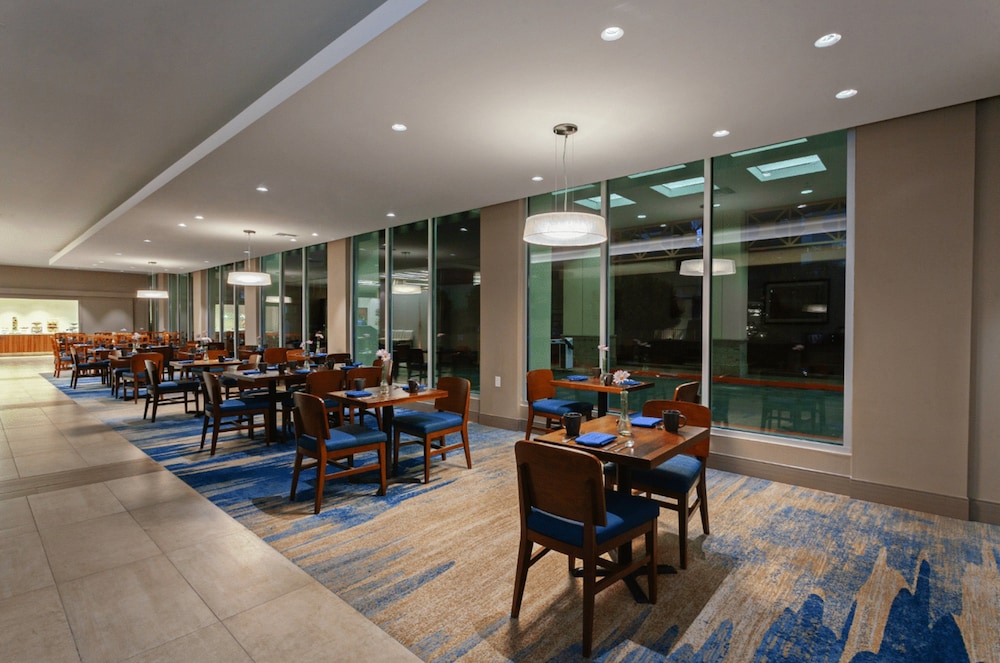 Holiday Inn Los Angeles - Lax Airport 28/51