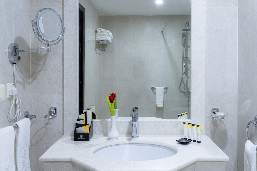 فندق سيزون ستار المدينة(Season Star Hotel Madinah) 68/71