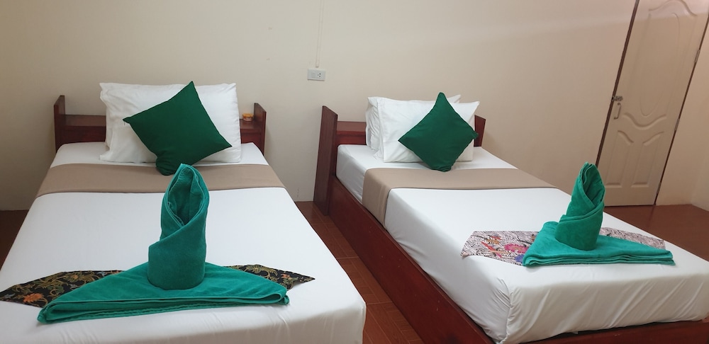 The Royal Bamboo Lodge 17/50