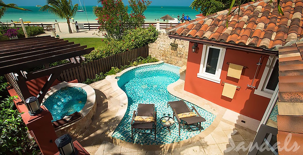 Sandals Grande Antigua 8/99