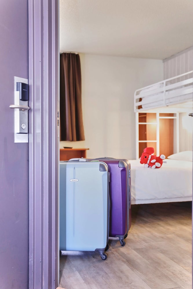 Brit Hotel Chambery 14/55