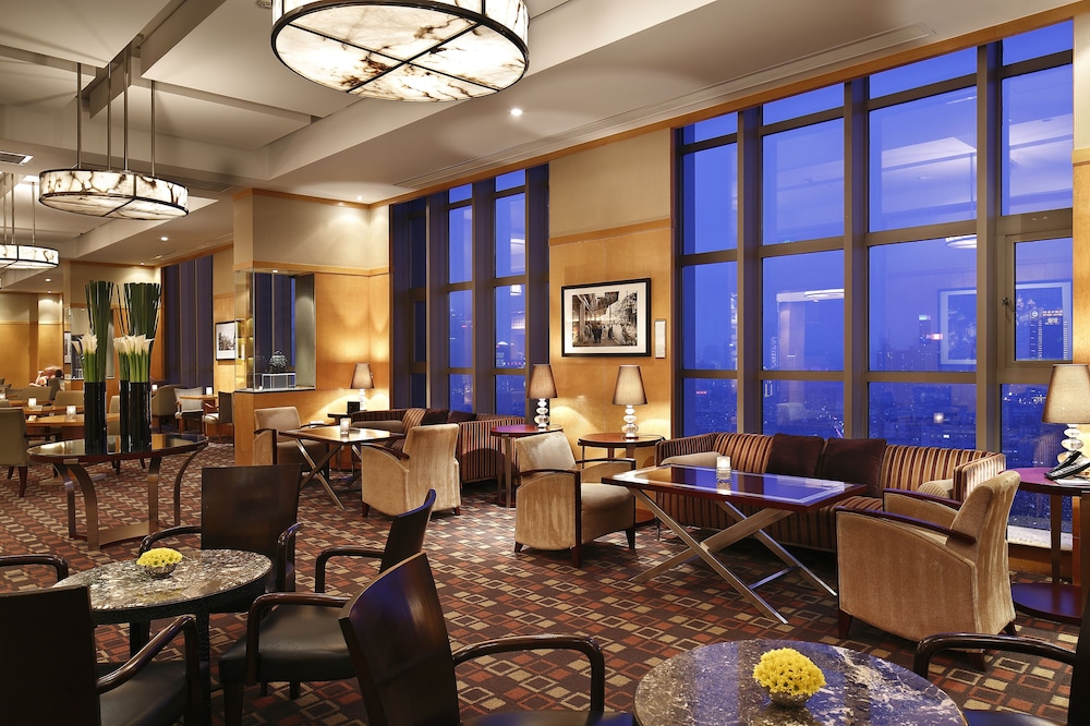 Intercontinental Shanghai Pudong 46/78