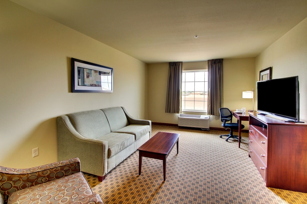 Stanton Inn And Suites 32/52