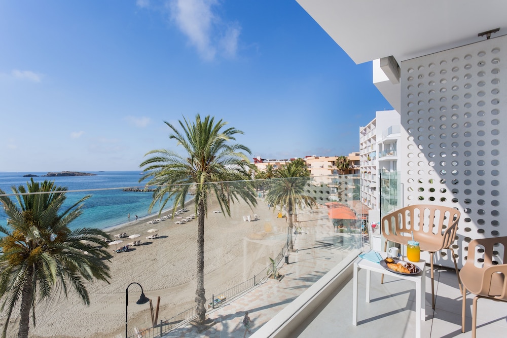 One Ibiza Suites 44/50