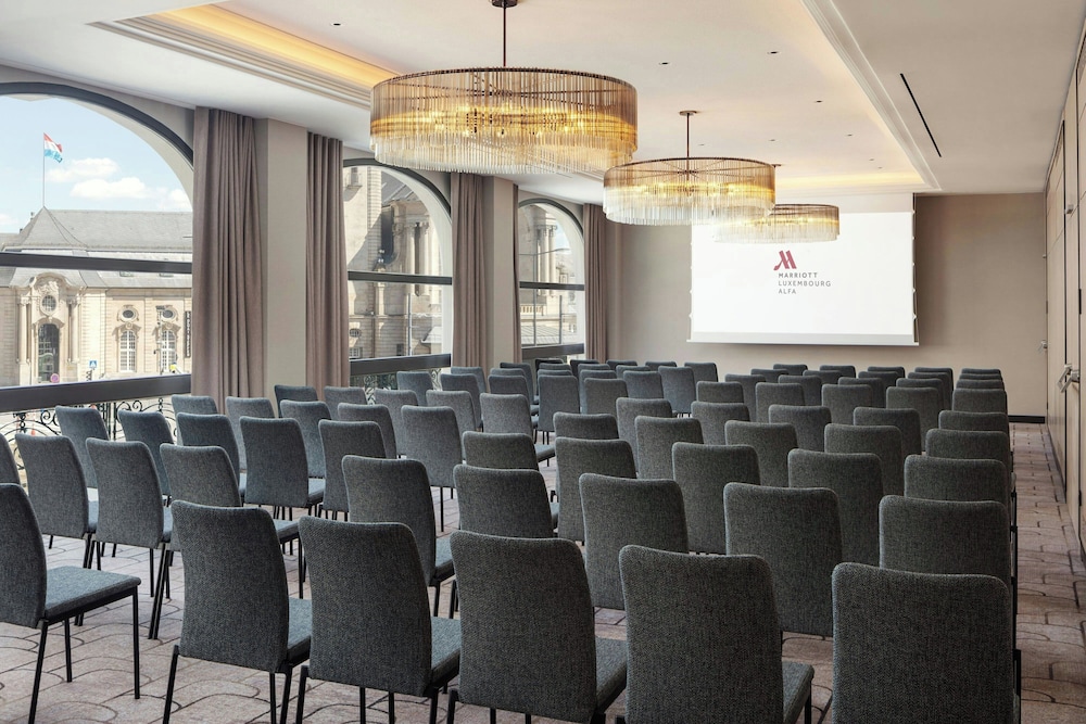 Luxembourg Marriott Hotel Alfa 45/56