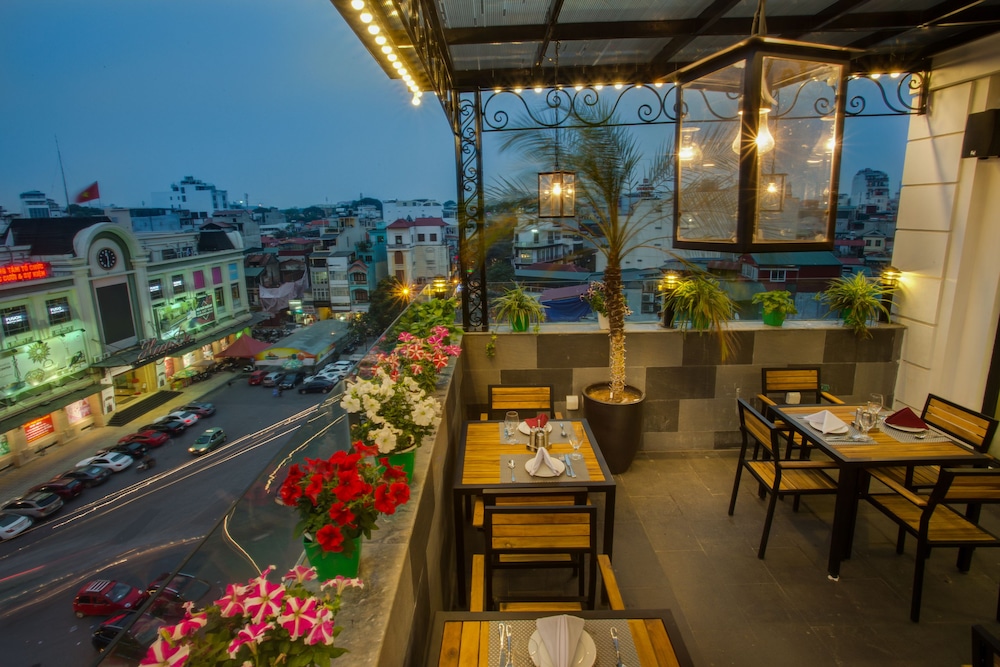 Hanoi Marvellous Hotel & Spa 38/50