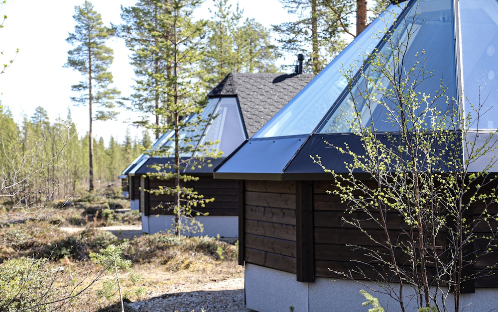 Aurora Villa 5/49