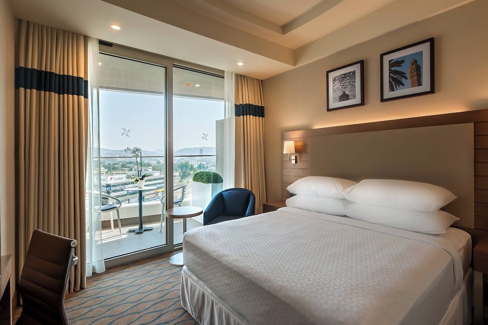 Room at Four Points By Sheraton Izmir, IZMIR