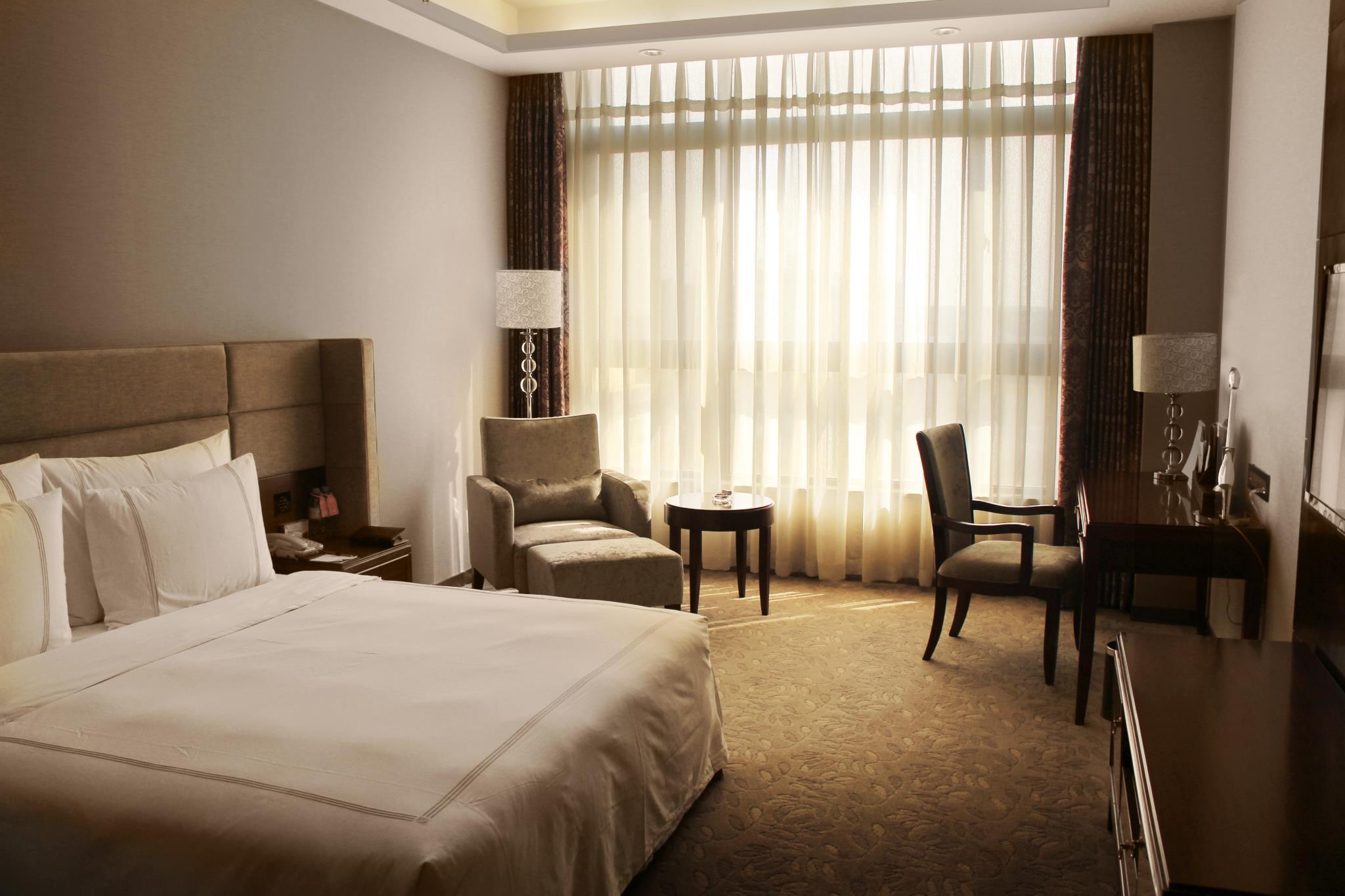 Zhongfei Grand Skylight Hotel 15/29