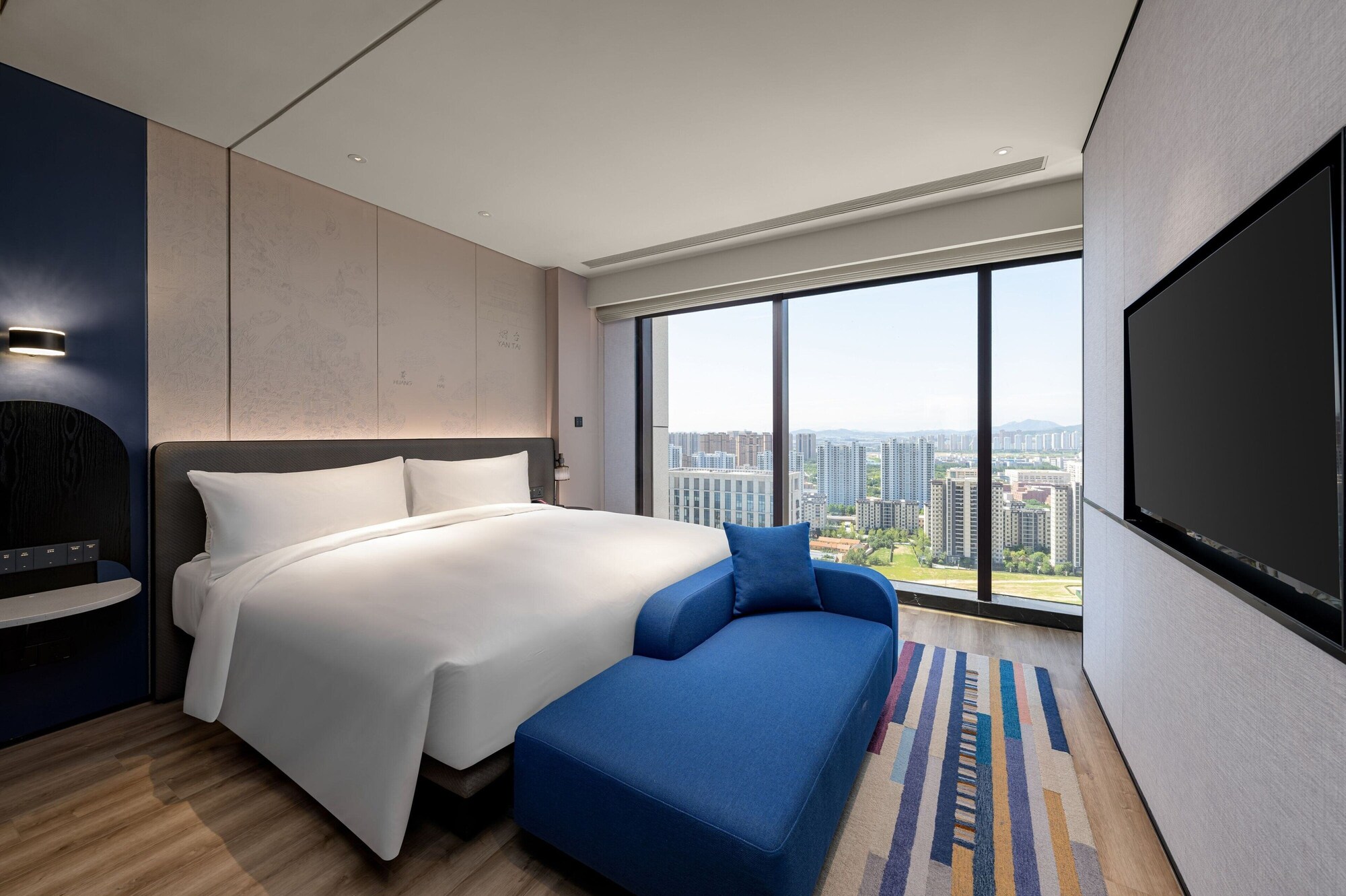 Aloft, Suite, King Bed