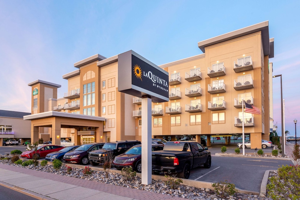 La Quinta Inn And Suites By Wyndham Ocean City 8/49