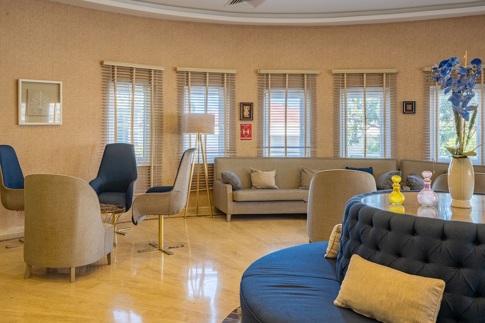 Golden Beach Resort Spa 60/72