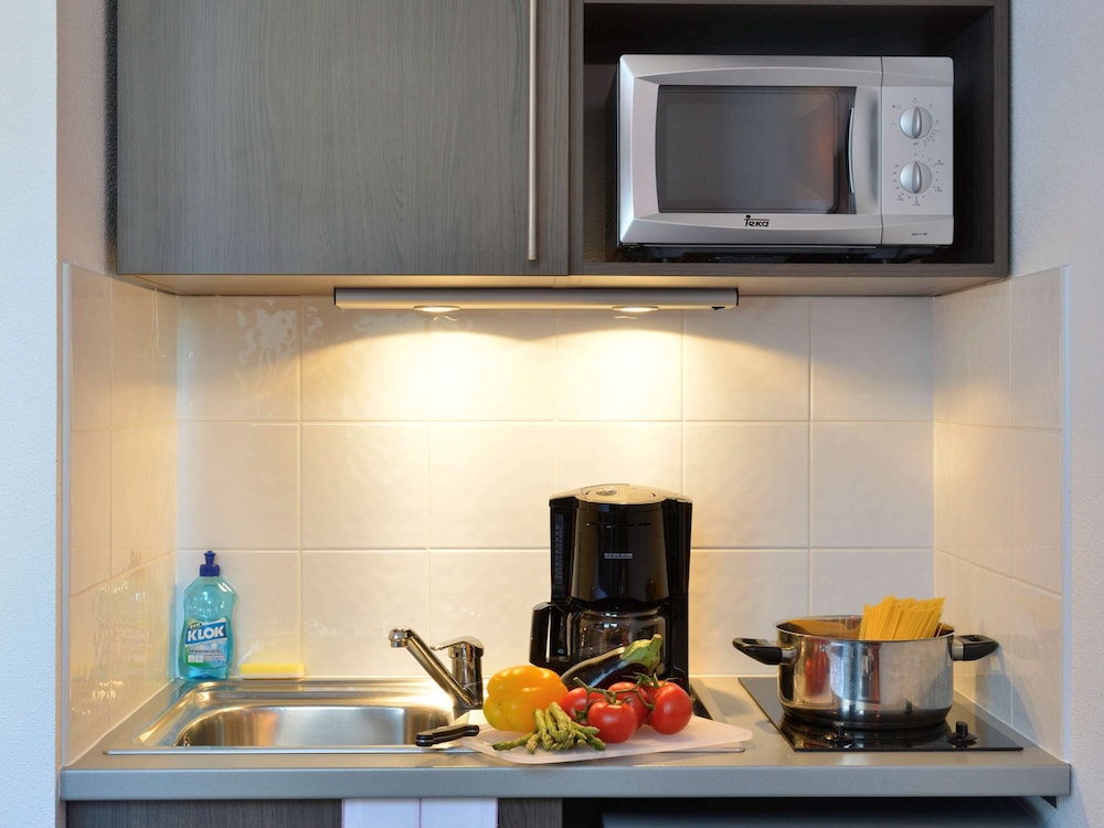 Aparthotel Adagio Access Toulouse Saint Cyprien photo2
