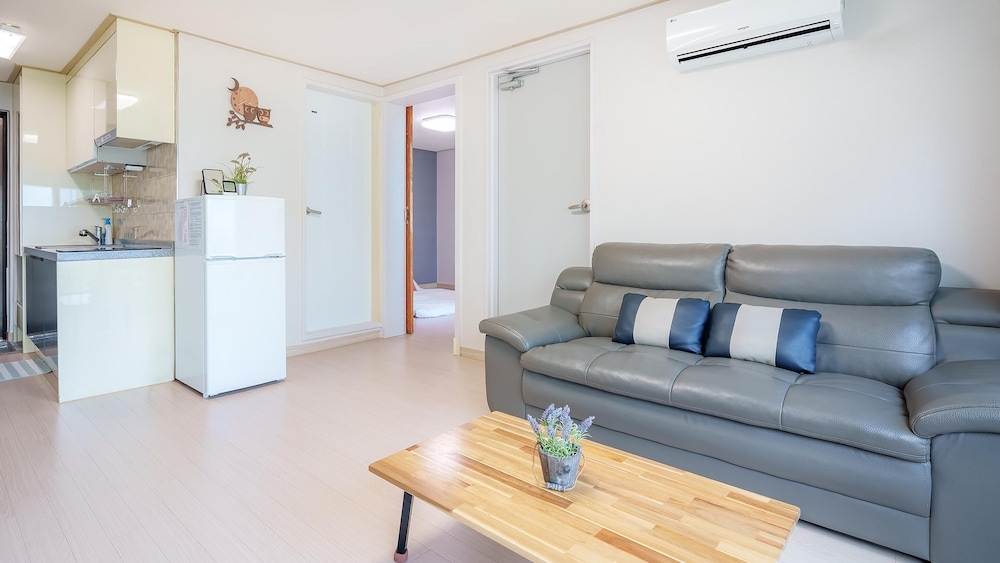 Jeju Inhouse Pension 38/53