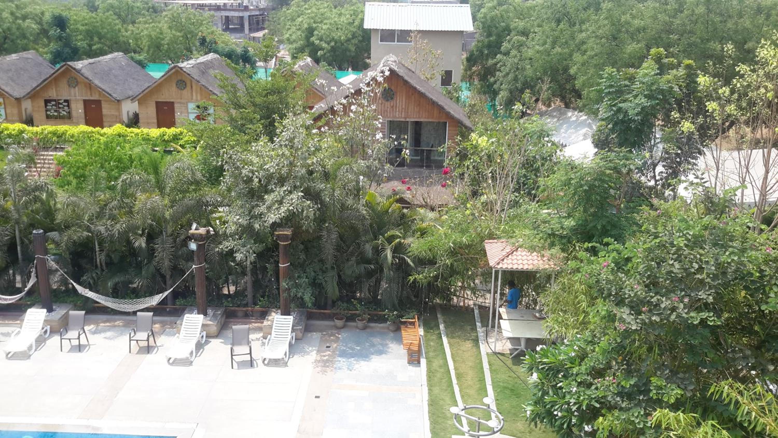 Mrugavani Resort and Spa 37/42