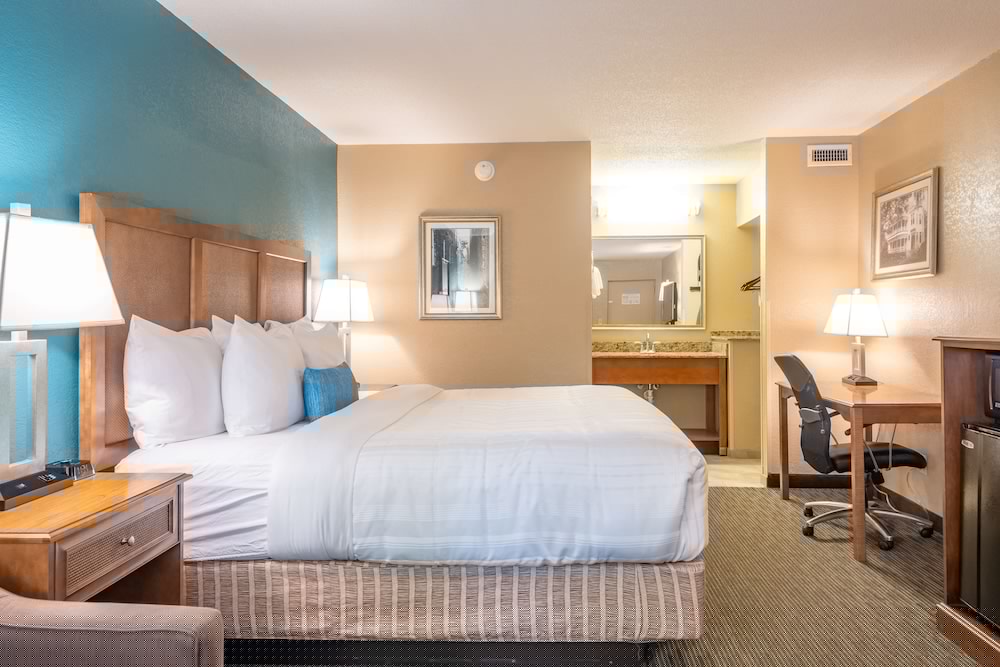 Best Western Charleston Inn 15/33