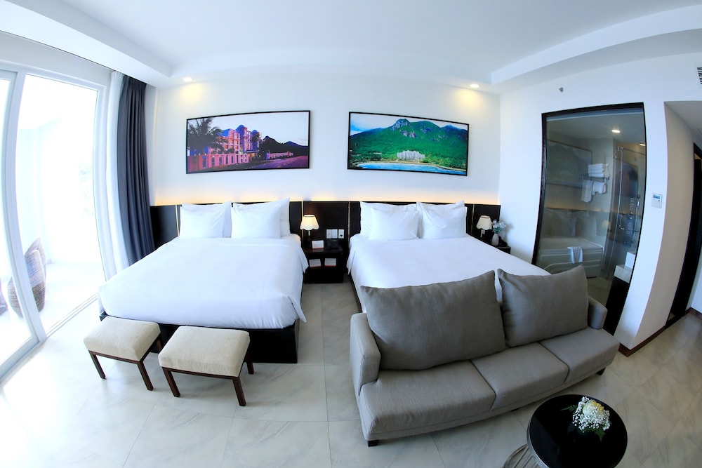 Orson Hotel and Resort Con Dao 31/50