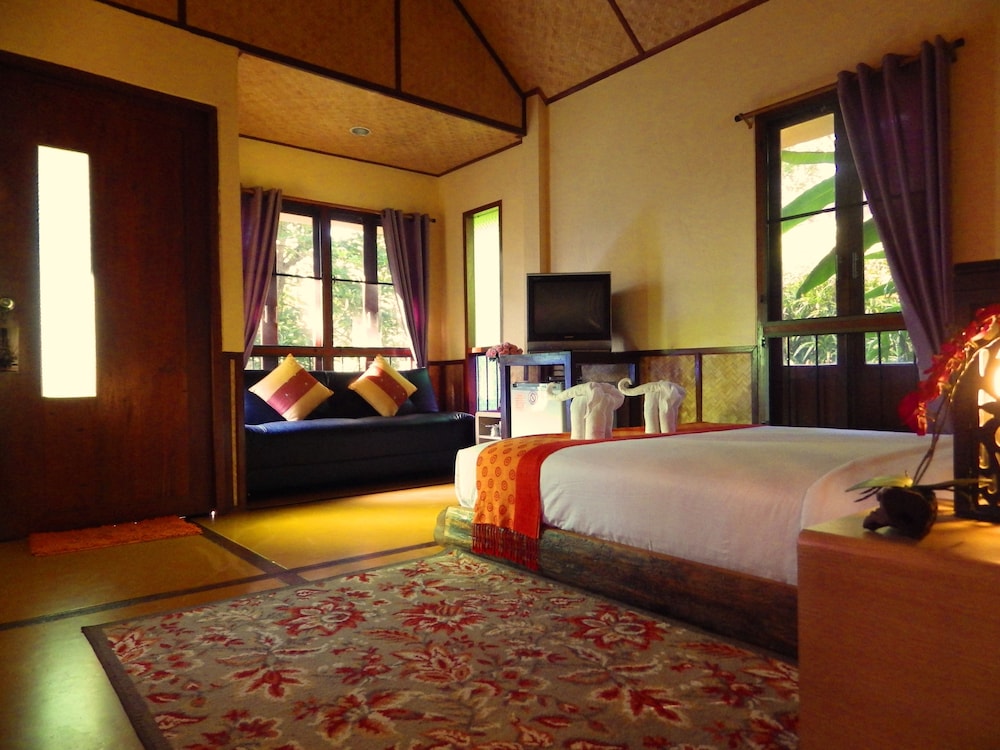 PURA VIDA PAI RESORT 8/65