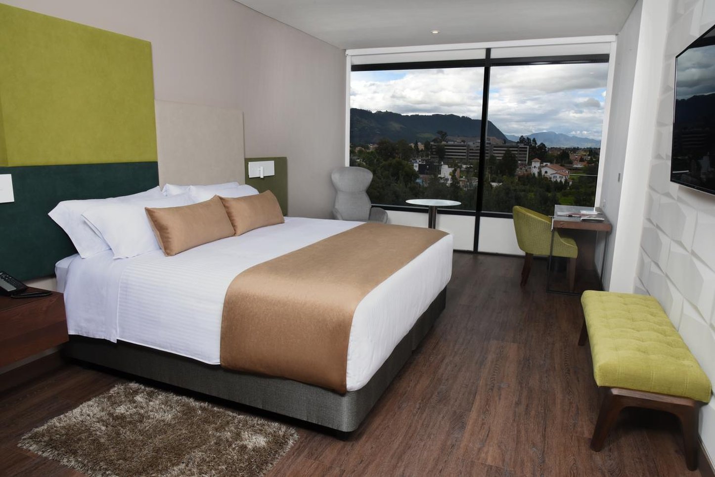 Hotel Sabana Park 9/17