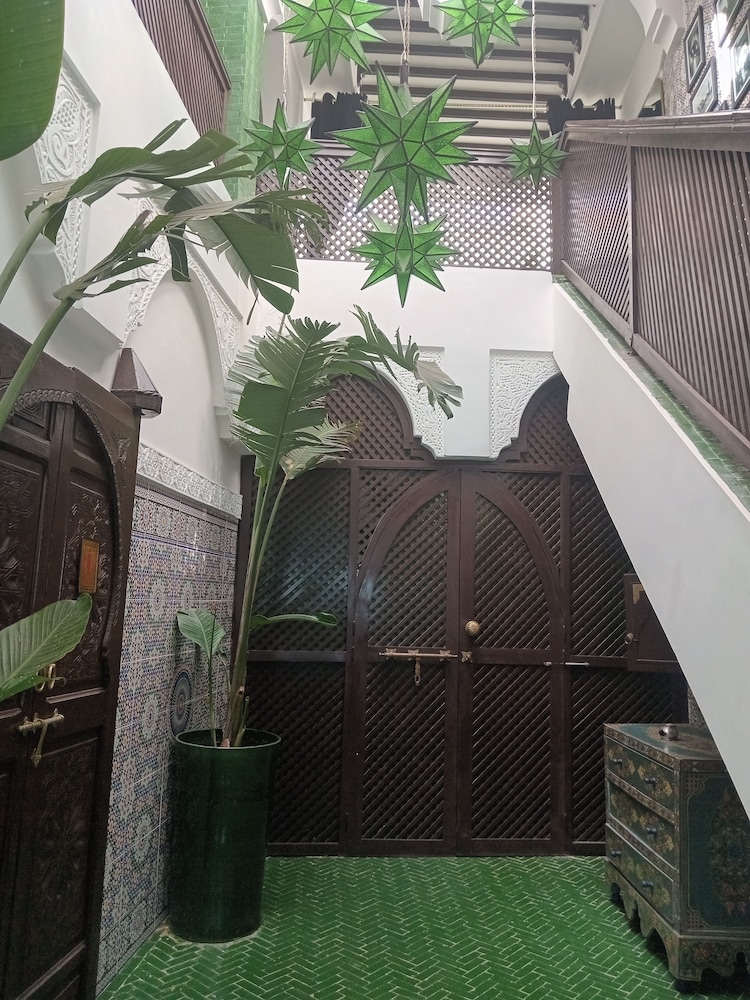 Palais Blanc Riad 43/55