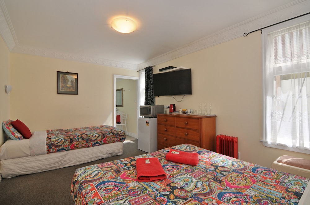 Richmond Guest House Bed & Breakfast 28/45