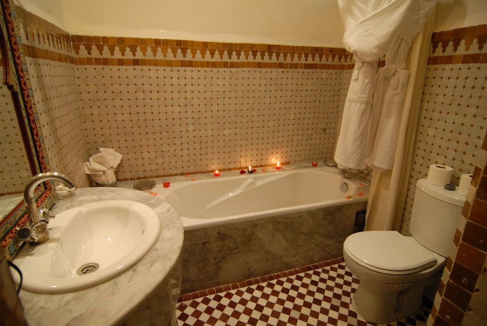 RIAD GHITA 43/50